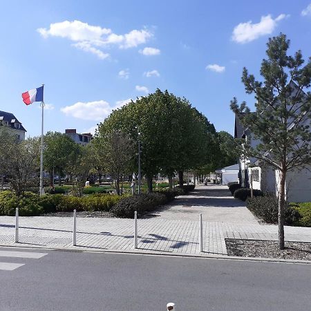 Studio Centre - Tout Confort - Tout à pied La Baule-Escoublac Exterior foto